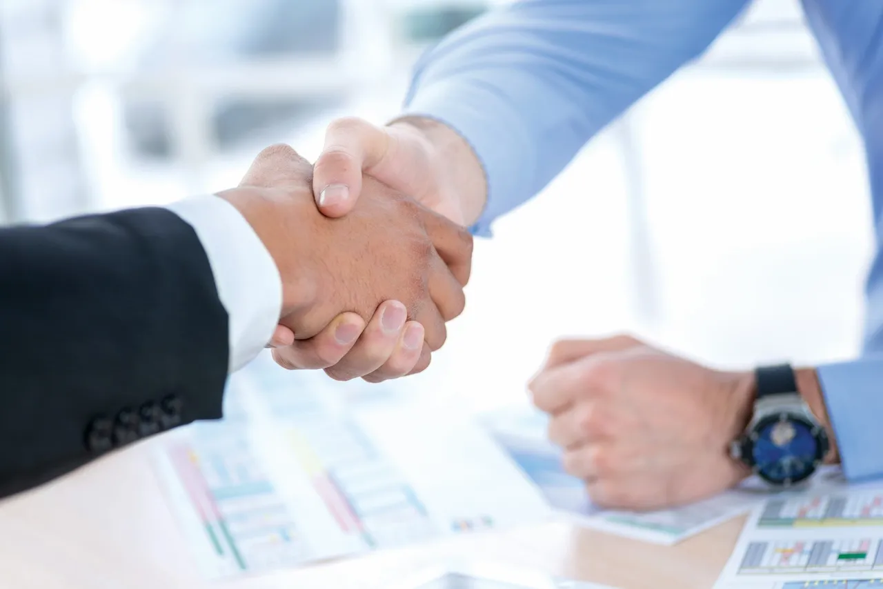 The AI Partner Playbook: How to Choose Without Getting Burned